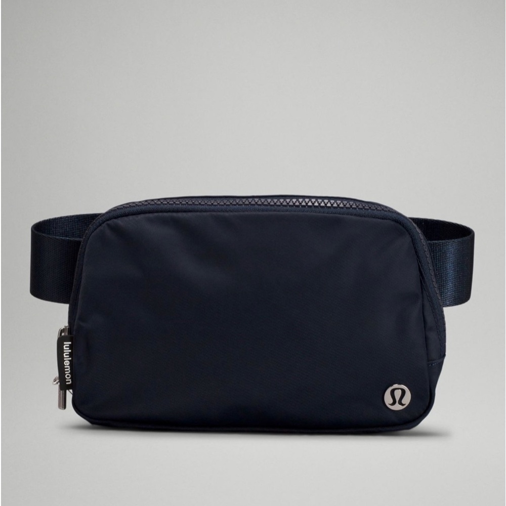 🍋Lululemon Everywhere Belt Bag, NWT